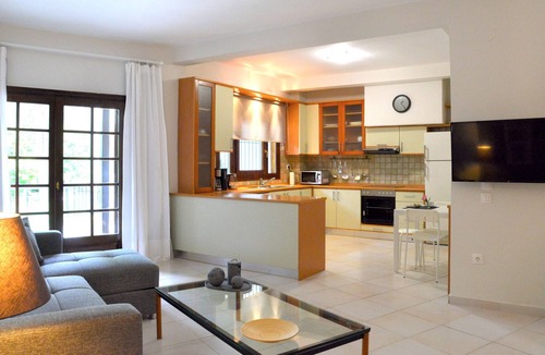 Panorama House | B Home in Panorama Thessaloniki