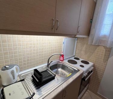 Igoumenitsa Apartment | B&M Cozy Corner