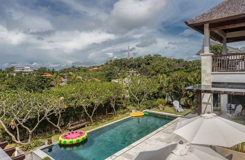 Pecatu Villa | Badung Villa - Three Bedroom Villa, Sleeps 6