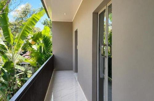 Munduk House | Bali Queen Cottage