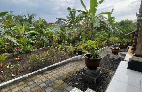 Suraberata House | Balian Green Lagoon