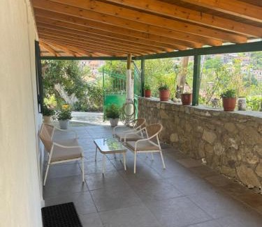 Spanochori House | Basil & Breeze