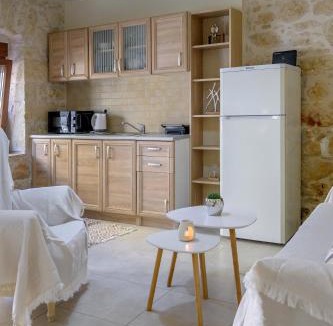 Skalani Apartment | Bastakis Studio Silver