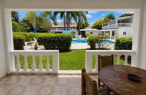 Villas Ana Maria Hotel | Bay City Condos by Linkzup