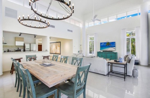 Bavaro Villa | BBuganvilla 388: Modern Cocotal Villa w/Pool, Jacuzzi & Staff