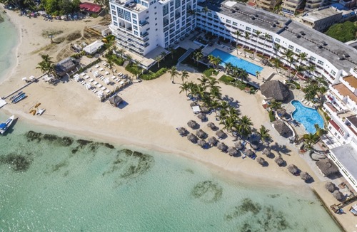 Boca Chica Hotel | Be Live Experience Hamaca Beach