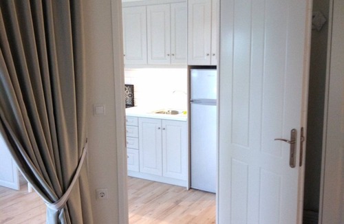 Kefalari Apartment | Beacfront suite Eleni