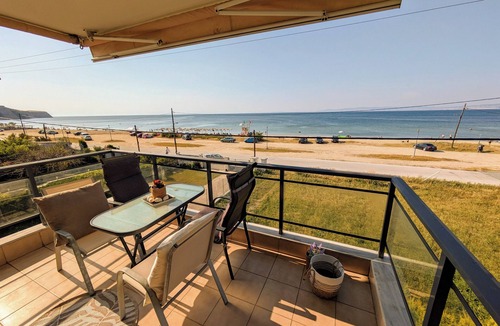 Agia Triada Apartment | Beach front apartment, 20m from the sea, immaculate Thessalonik & bay view
