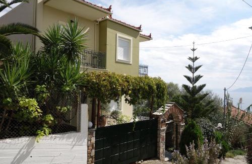 Volos House | Beach Front House With View