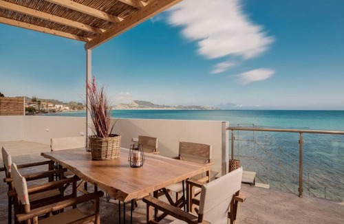 Argassi Villa | Beach-Front Zakynthos Villa | Bleu Beach Villa | 3 Bedrooms