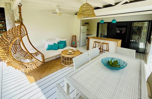 Tiahura House | Beach Lifestyle Bungalow - Steps from the beach, your Dream Escape Starts Here!