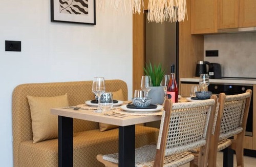 Lambi Apartment | Beach Luxury Homes : Zoe
