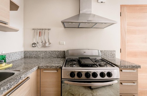 El Cortecito Condo | Beach Residency B6 200Mbps RoofDeck w/Oceanview Pool