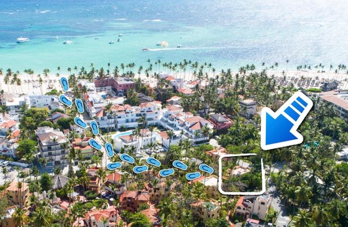 Bavaro Villa | BEACH Villa Garden View 8 people POOL BBQ WIFI PARKING KITCHEN BALCONY