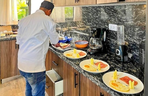 Punta Cana Villa | Beach Villa Sol with Pool and Jacuzzi, BBQ and Maid