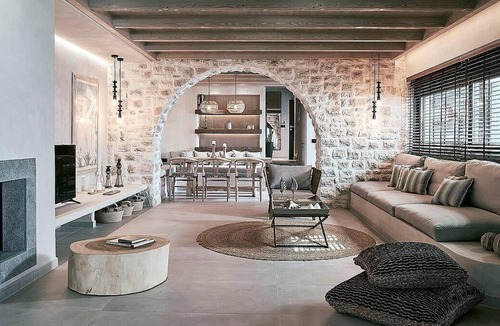 Almyros Villa | Beachfront 2 bedroom villa with a heated pool