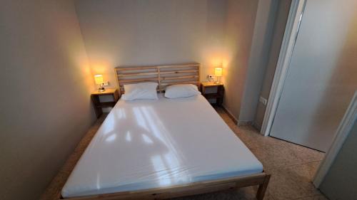 Salamis Apartment | Beachfront 2-bedroom apartment