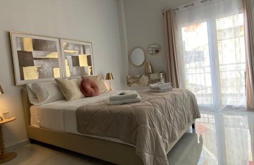 Loutraki Apartment | Beachfront 2Bedroom Flat SeaView