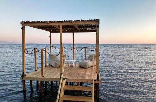 Lakopetra House | Beachfront 2Br Garden Bbq SeaView QuietRetreat