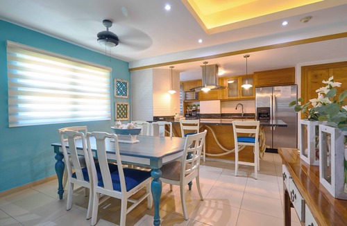 Villas Del Mar Apartment | Beachfront | 3BR Full Kitchen Gym Desk