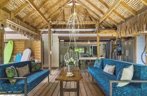 Moorea-Maiao Villa | Beachfront 4BR Home With Pool in Moorea