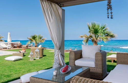 Hersonissos Centre Villa | Beachfront 5 bedroom villa with a heated pool