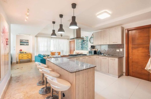El Soco Apartment | Beachfront Apt with Stunning Caribbean Views