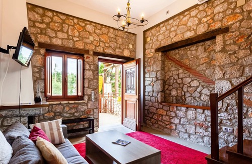Paralio Astros House | Beachfront Astros Villa - Dukes Seaside Retreat