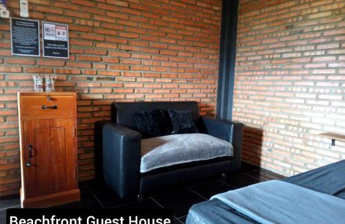 Pacitan House | Beachfront Guest House Pacitan