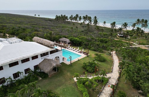 Punta Cana Village Villa | beachfront haven w/Chef included & events allow