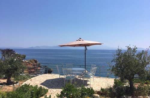 Rafina Apartment | Beachfront Luxury Apartment Attica