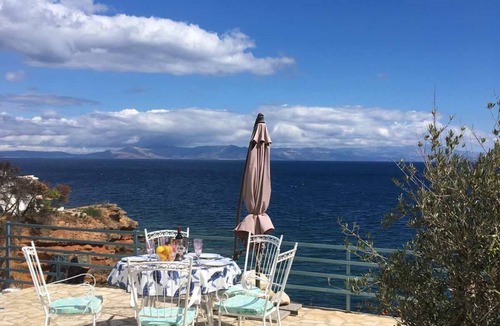 Rafina Apartment | Beachfront Luxury Apartment Attica