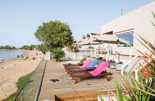 Daratsos Villa | Beachfront luxury villa with hot tub & sunset view