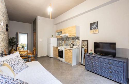 Kokkala Apartment | Beachfront Mani Luxury Stone Nest Steps from Sea