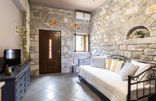 Kokkala Apartment | Beachfront Mani Luxury Stone Nest Steps from Sea