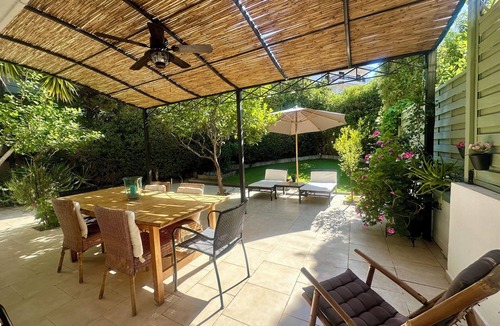 Saronida House | Beachfront Sea View, 10mr from beach!