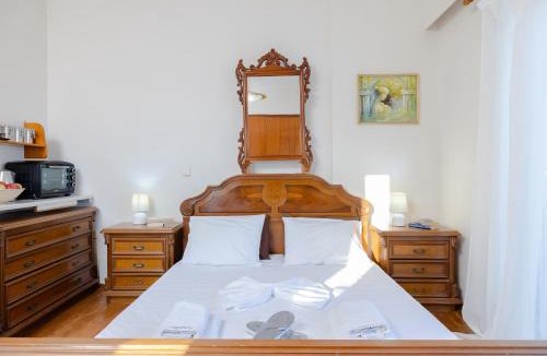 Gennadi Apartment | Beachfront Studio Socrates