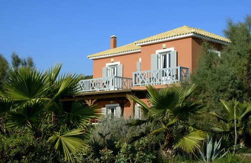 Gialova Villa | Beachfront Villa
