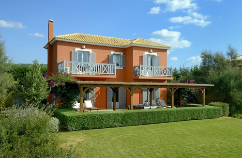 Gialova Villa | Beachfront Villa