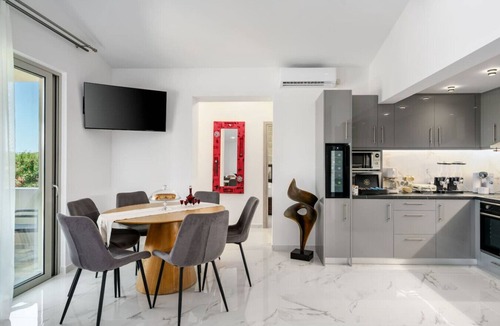 Kolymvari Villa | Beachfront villa in Chania with Priv. Pool & Sauna