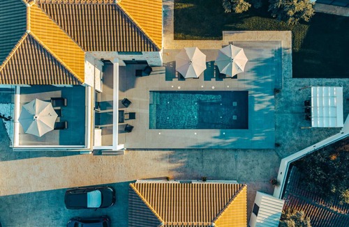Psarou Villa | Beachfront Villa Volter