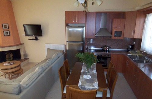 Gythio Villa | Beachside Vacation Homes Ideal for a Restful Vacation