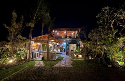 Ketewel Villa | Beachview Villa near Sanur, Live Sports AFL NRL
