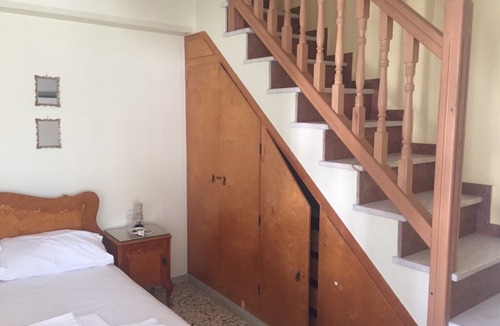 Mykonos Town Apartment | Beautiful and Spacious 3 BR House in the Heart of Mykonos!