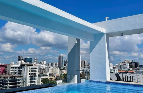Evaristo Morales Apartment | Beautiful apartment centrally located in the city of Santo Domingo, with swimming pool and gym.