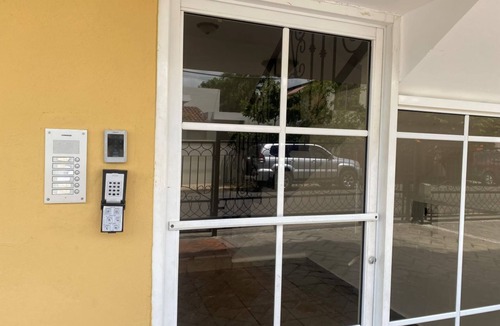 La Vega Province Apartment | Beautiful apartment in La Vega, overlooking the mountains.