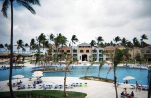 Veron Condo | Beautiful modern 2 level condo across from Bavaro Beach central air