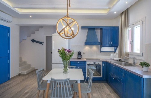 Plaka Villa | Beautiful Naxos Villa | 3 Bedrooms | Villa Blue | Wonderful Mountain View