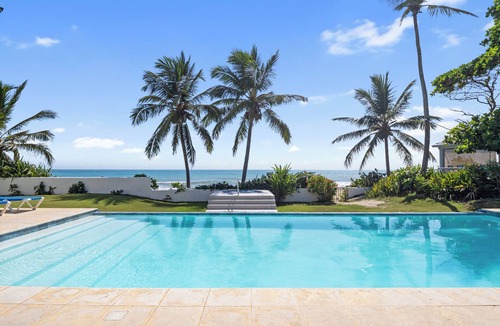 Cabarete Villa | Beautiful Private 10 Bedroom Beachfront Villa with hotel amenities
