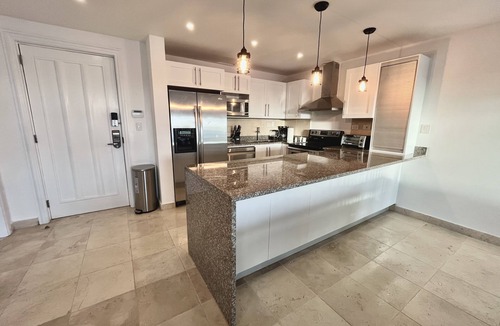 Cap Cana Marina Condo | Beautiful top floor beach front condo in the center of cap cana.